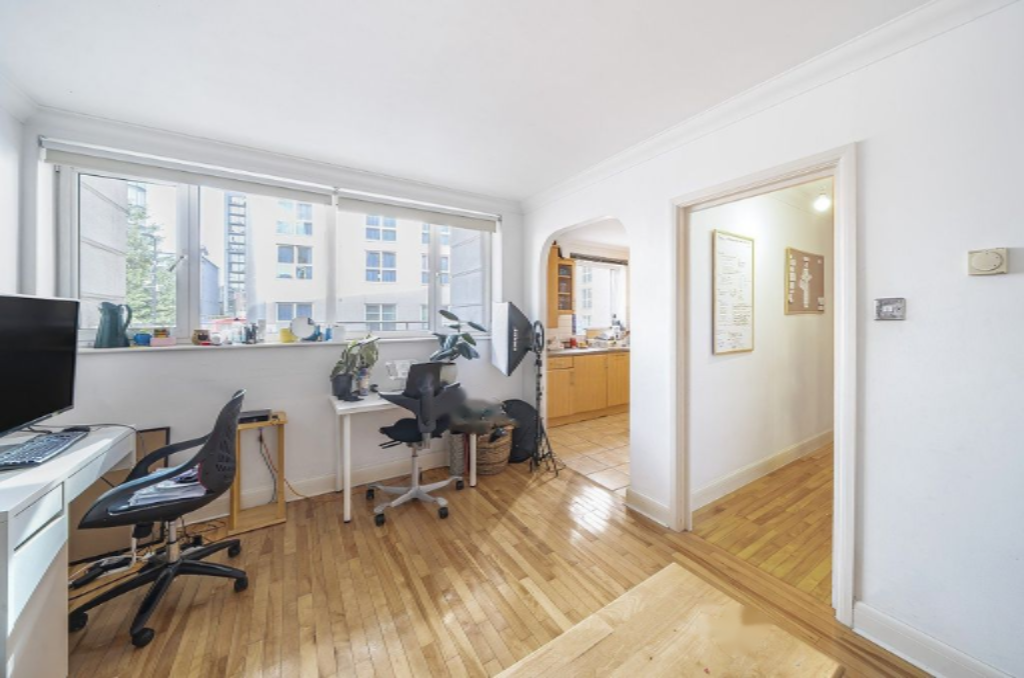 Flat in London, United Kingdom, 49 m² - picture 5