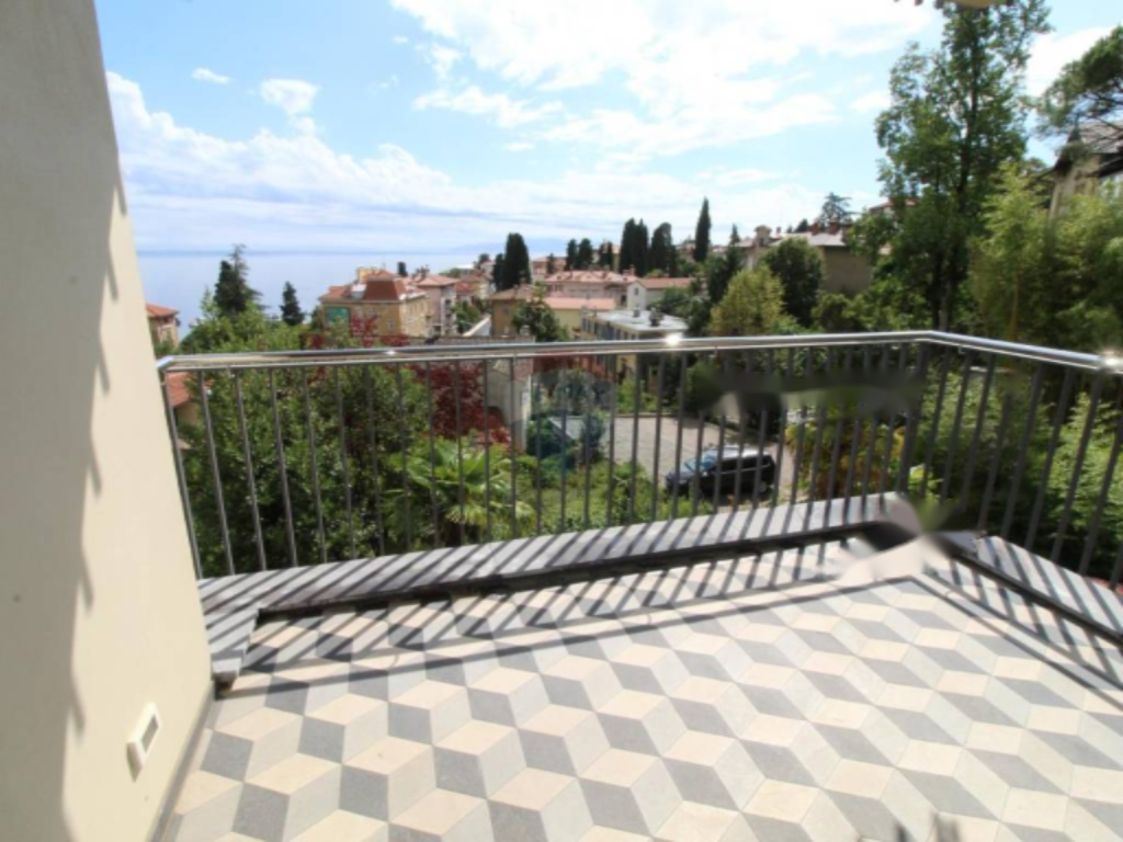 Flat in Opatija, Croatia, 139 m² - picture 5