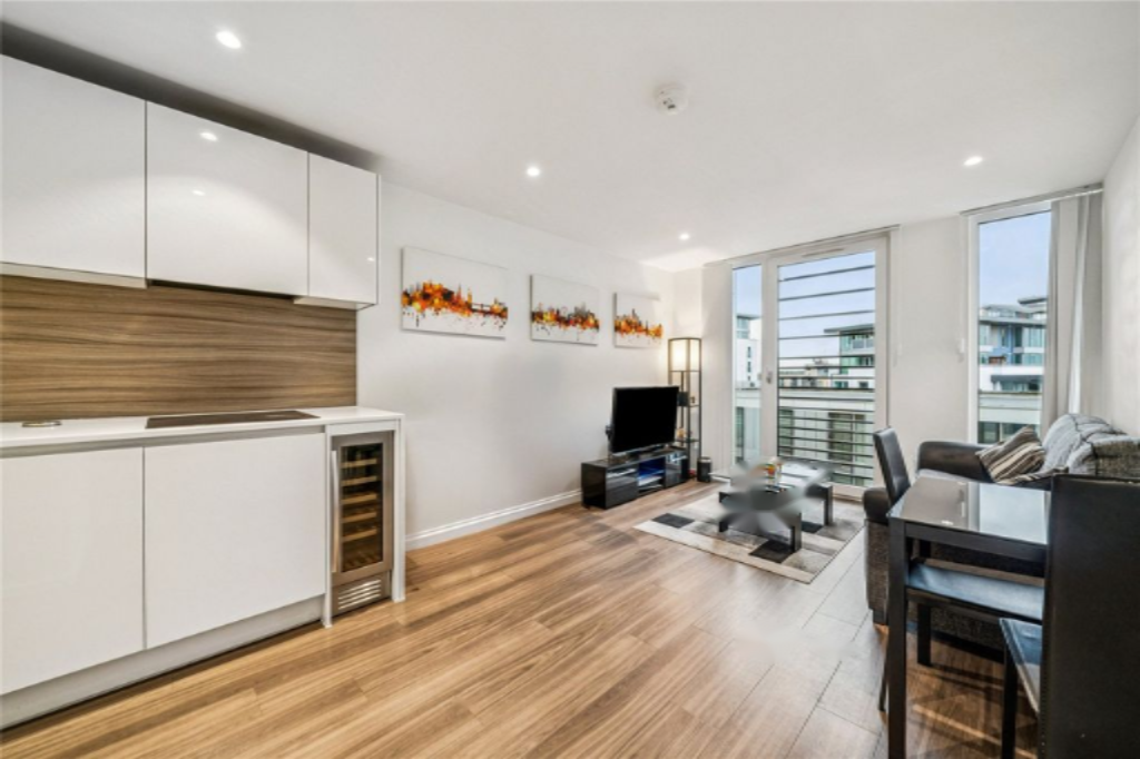 Flat in London, United Kingdom, 46 m² - picture 5