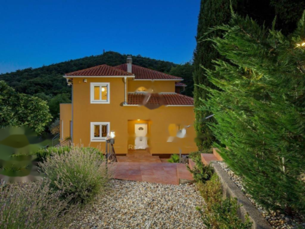 Maison à Opatija, Croatie, 300 m² - image 5