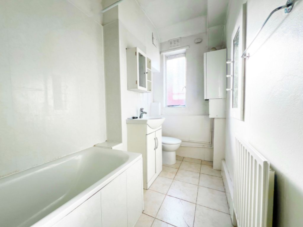 Flat in London, United Kingdom, 68 m² - picture 5