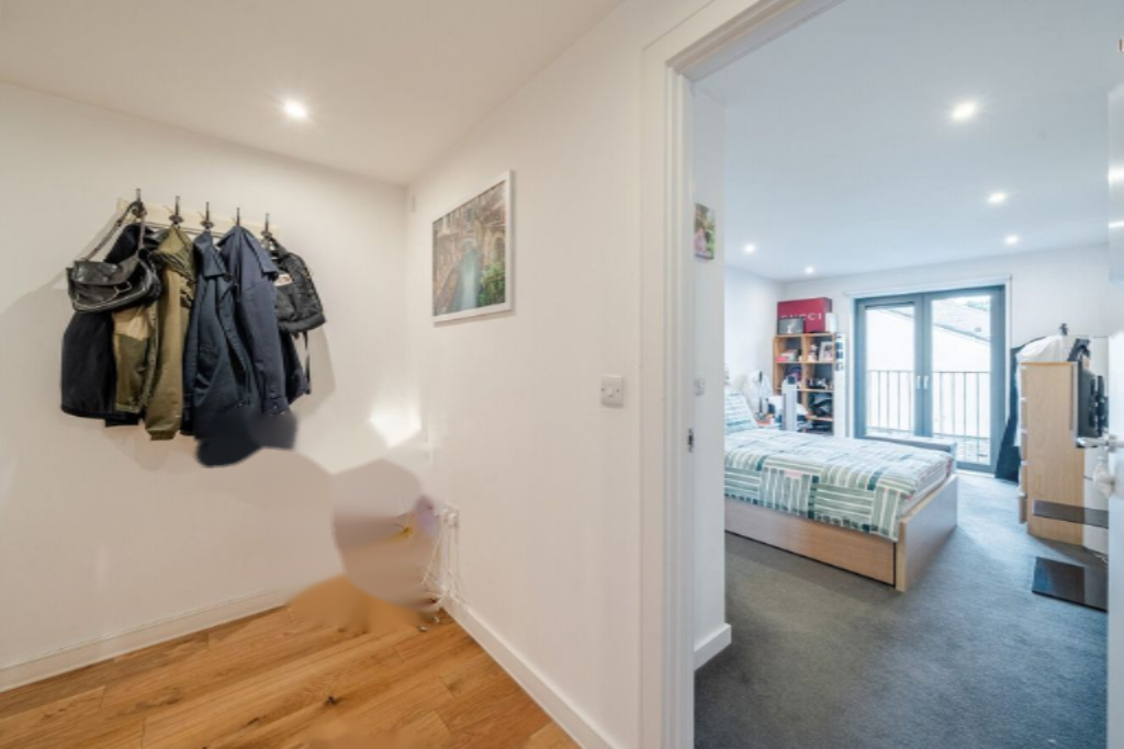 Flat in London, United Kingdom, 56 m² - picture 5