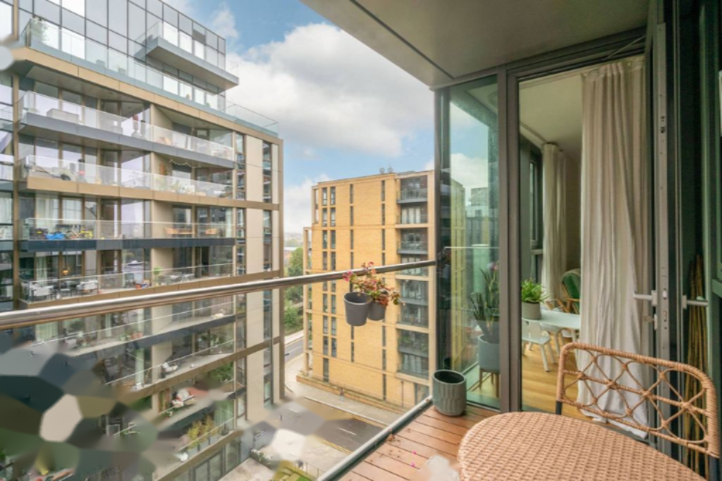 Flat in London, United Kingdom, 76 m² - picture 5