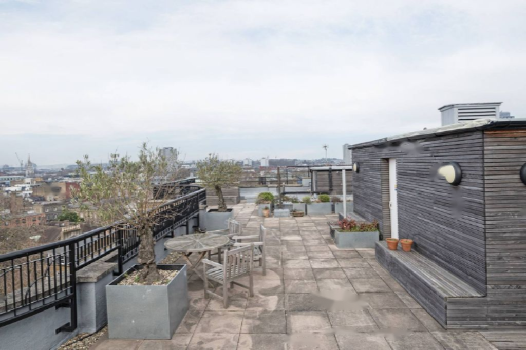 Flat in London, United Kingdom, 22 m² - picture 6