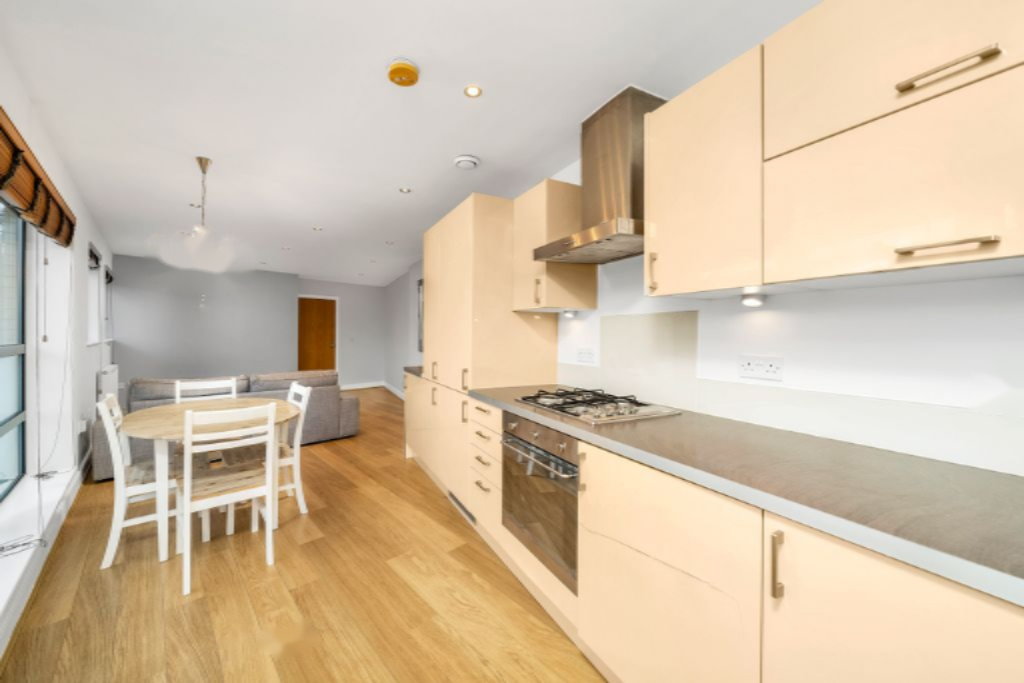 Flat in London, United Kingdom, 51 m² - picture 6