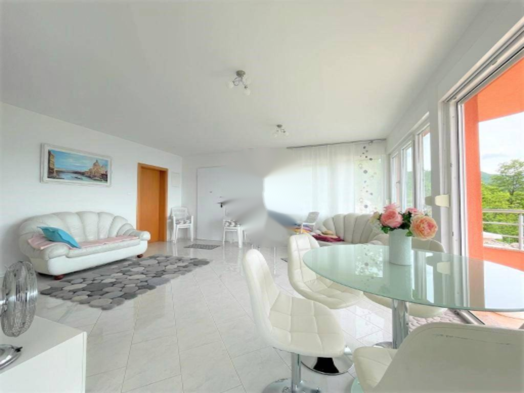 Flat in Opatija, Croatia, 98 m² - picture 6