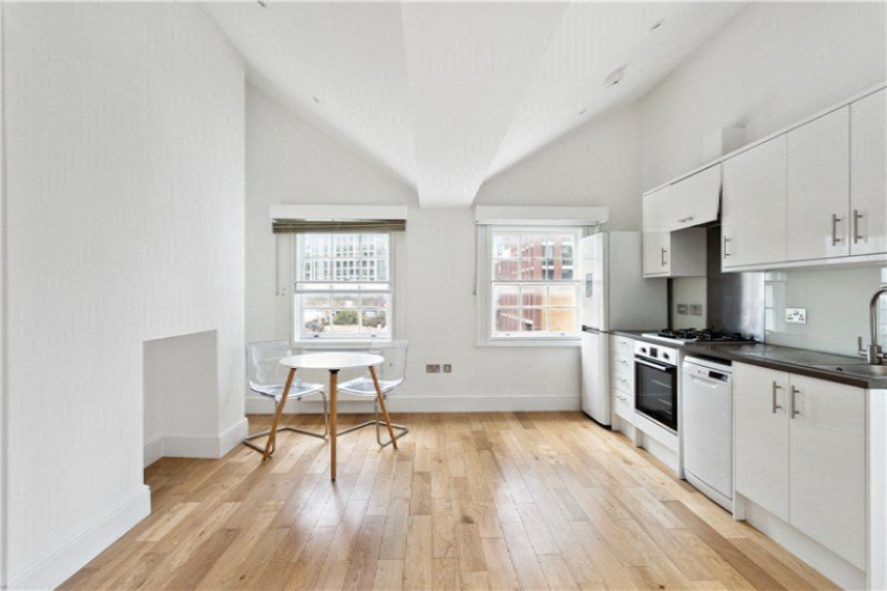 Flat in London, United Kingdom, 39 m² - picture 6