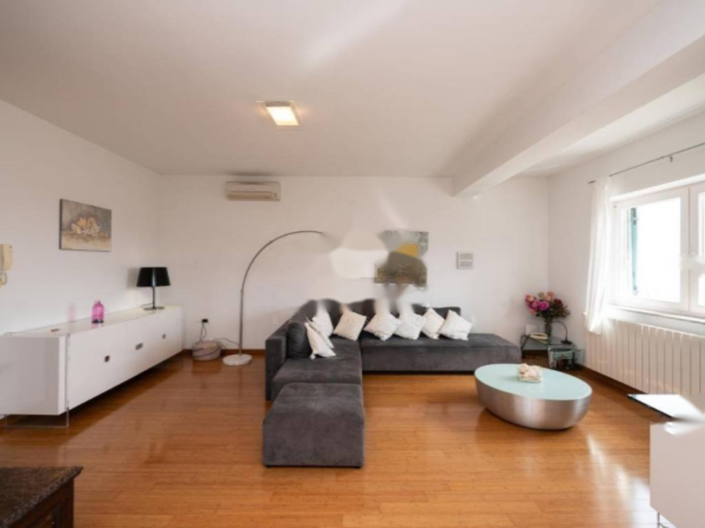 Piso en Opatija, Croacia, 91 m² - imagen 6