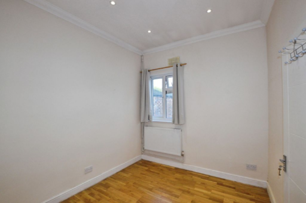 Flat in London, United Kingdom, 50 m² - picture 6