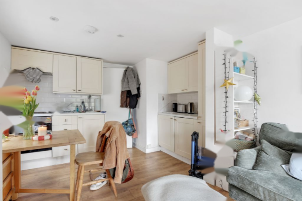 Flat in London, United Kingdom, 27 m² - picture 6