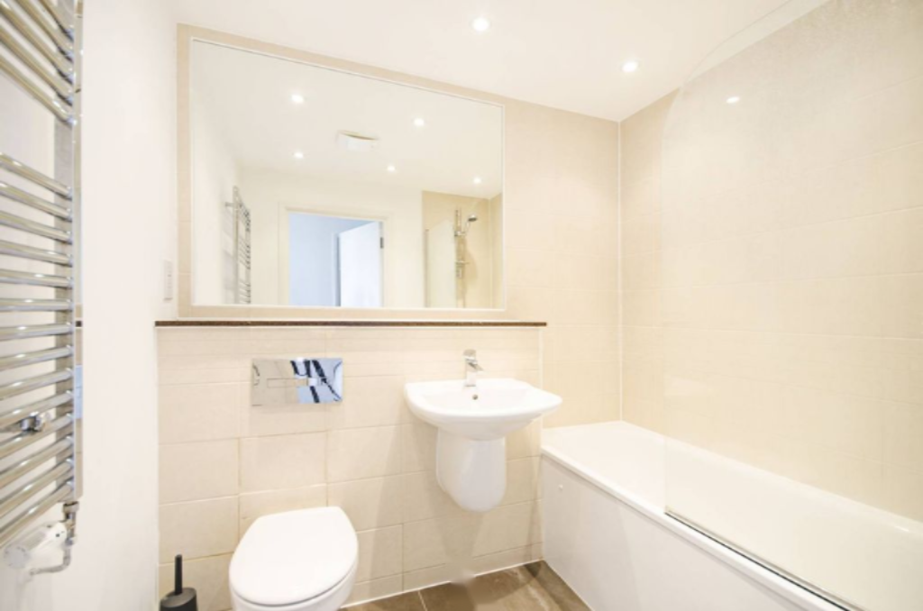 Flat in London, United Kingdom, 45 m² - picture 7