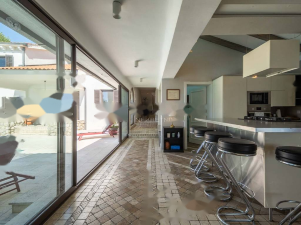 Casa en Opatija, Croacia, 330 m² - imagen 7