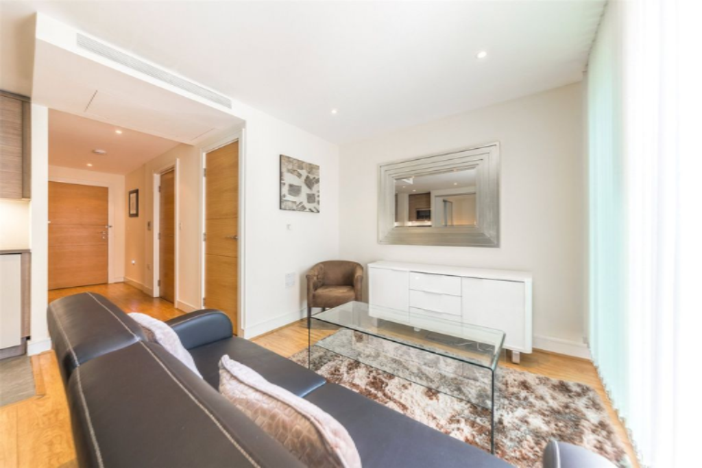 Flat in London, United Kingdom, 38 m² - picture 7