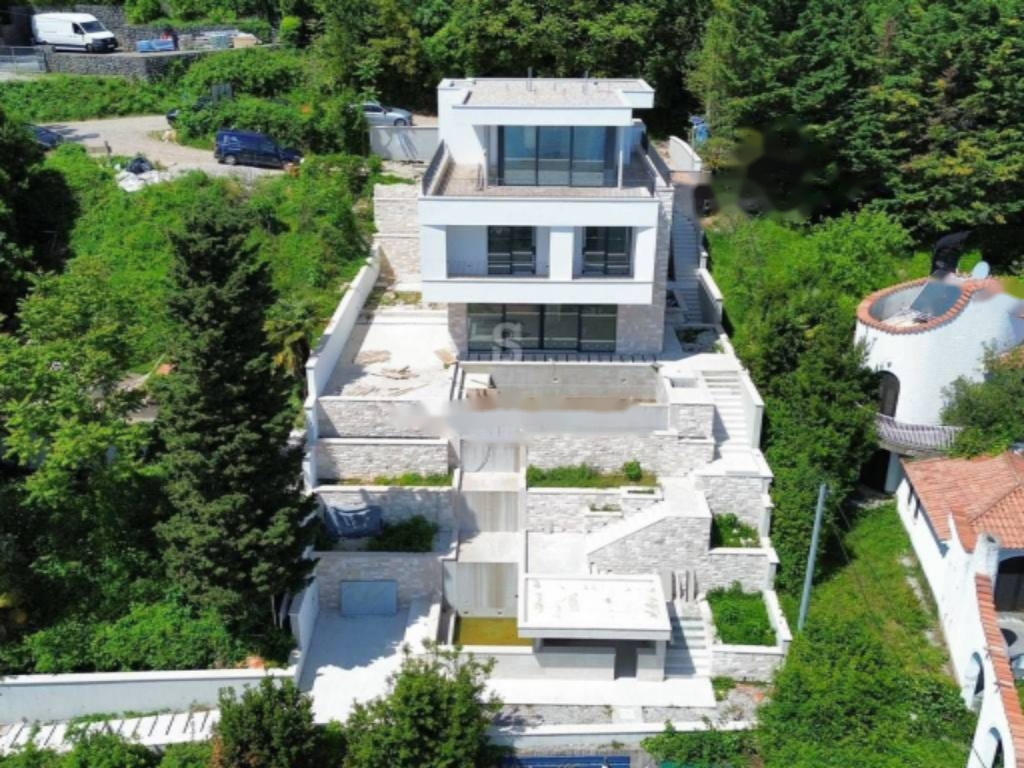 Casa en Opatija, Croacia, 300 m² - imagen 7
