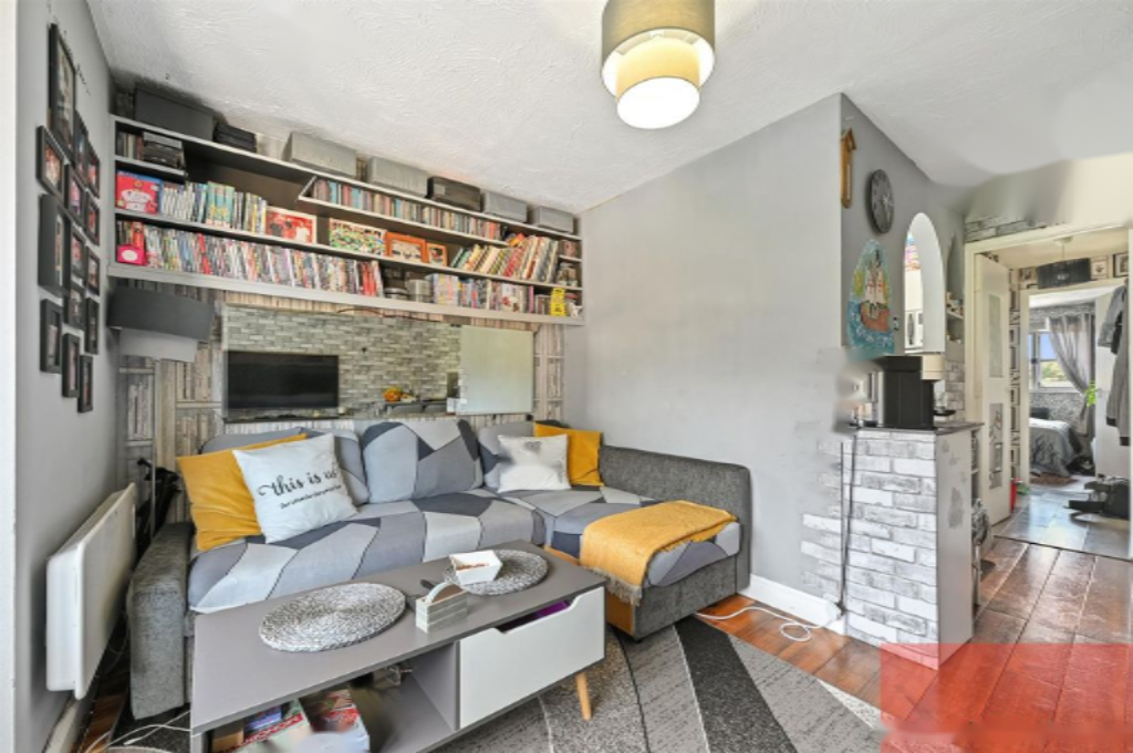 Flat in London, United Kingdom, 37 m² - picture 7