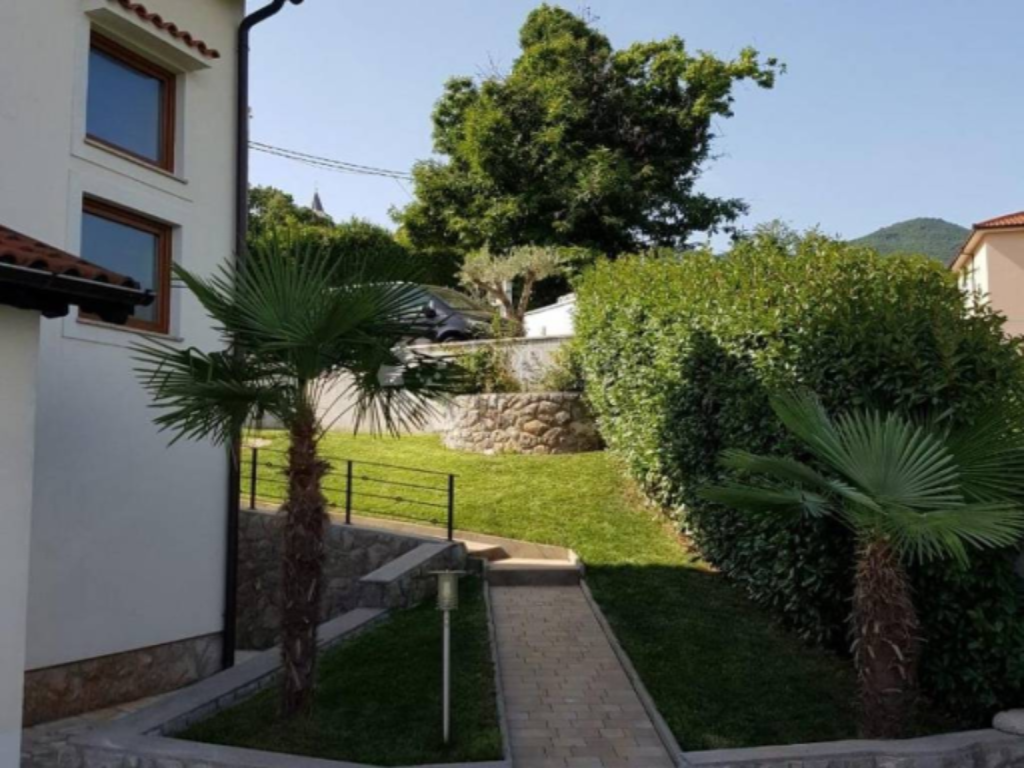 House in Opatija, Croatia, 280 m² - picture 7