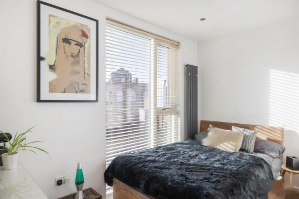 Flat in London, United Kingdom, 72 m² - picture 7