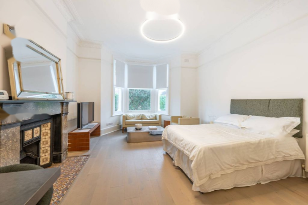 Flat in London, United Kingdom, 32 m² - picture 7