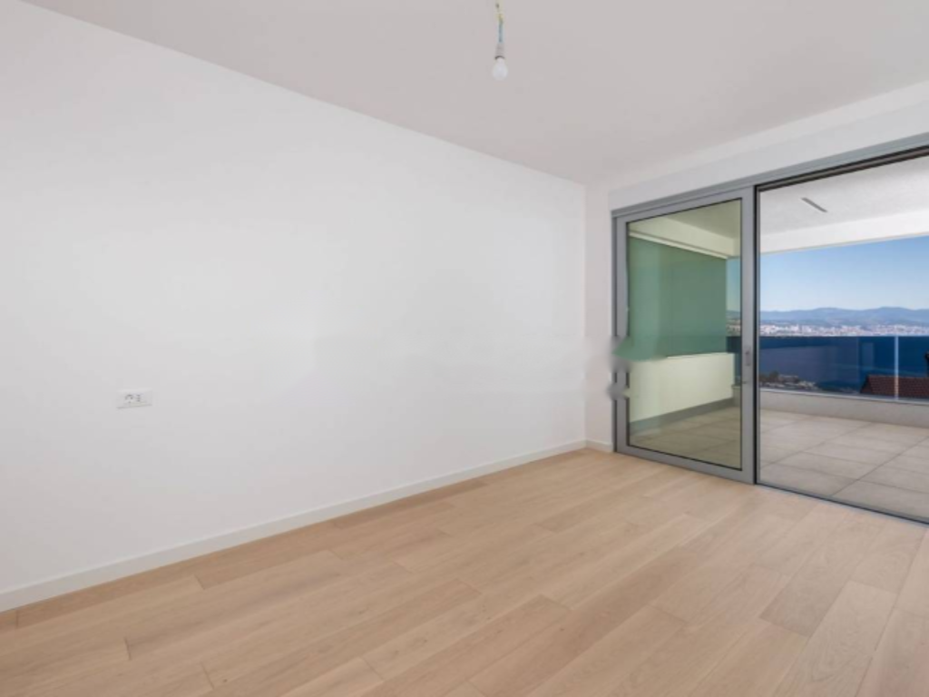 Flat in Opatija, Croatia, 93 m² - picture 7