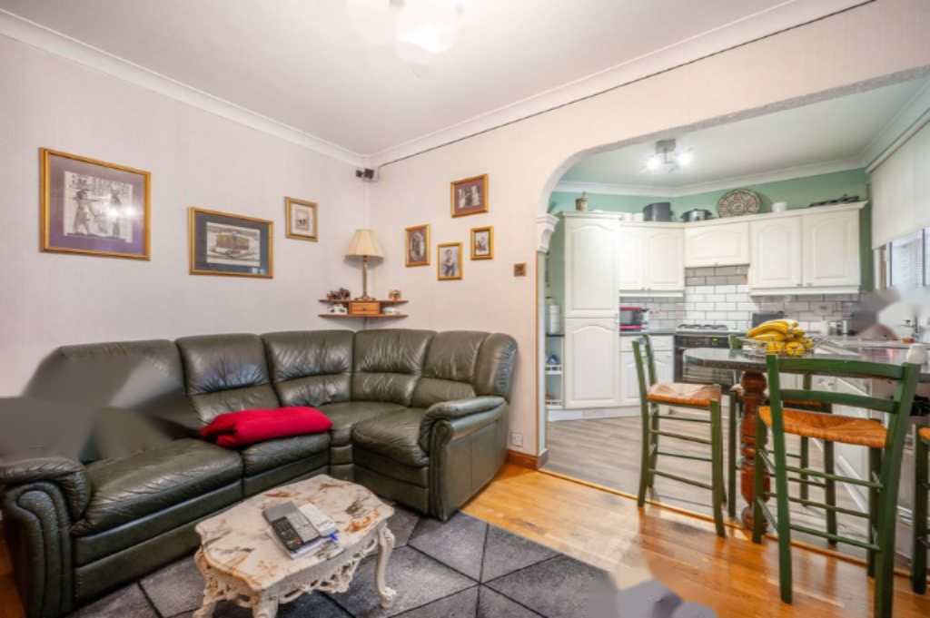 Flat in London, United Kingdom, 55 m² - picture 7