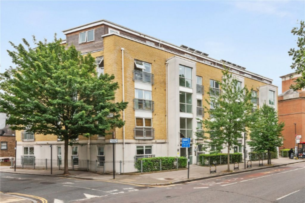 Flat in London, United Kingdom, 47 m² - picture 7