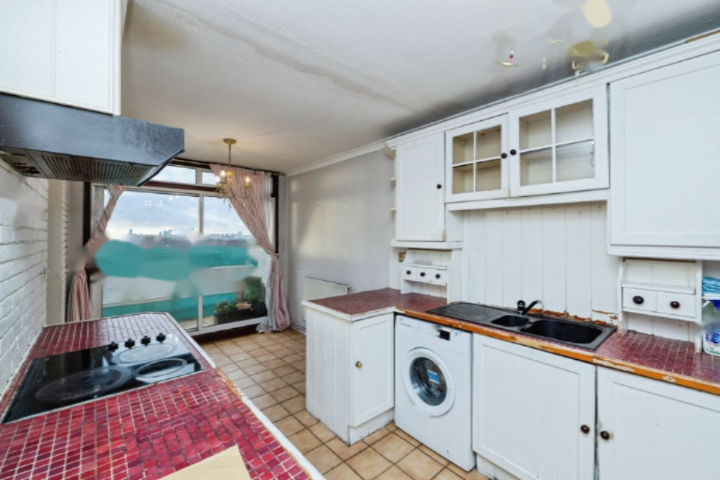 Flat in London, United Kingdom, 77 m² - picture 7