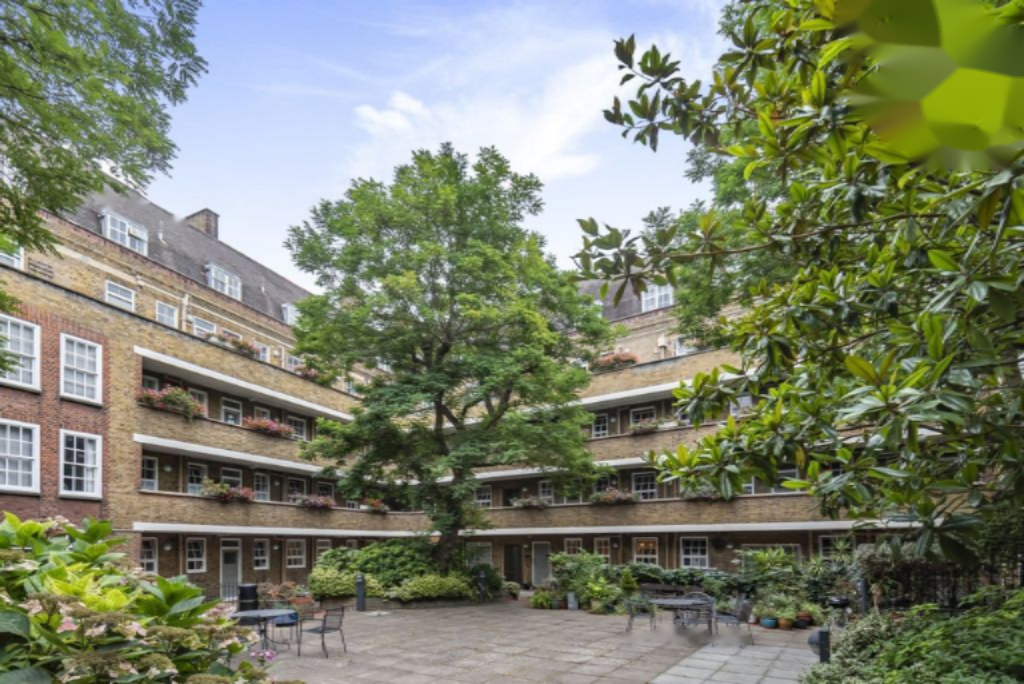 Flat in London, United Kingdom, 47 m² - picture 7