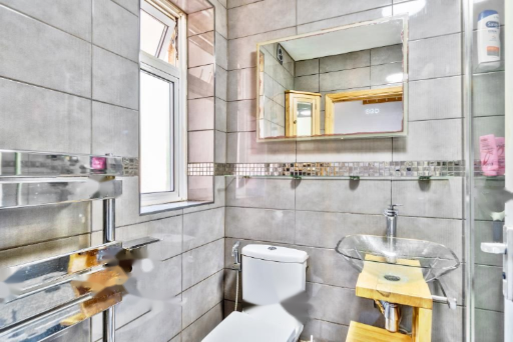 Flat in London, United Kingdom, 33 m² - picture 7