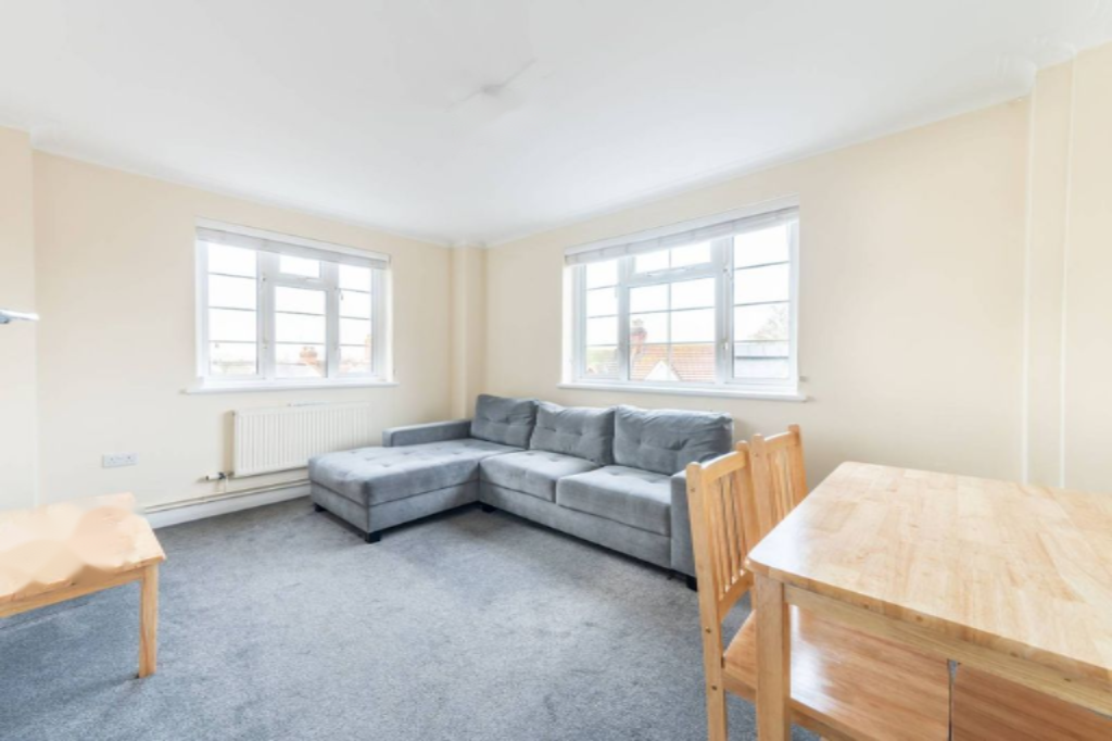 Flat in London, United Kingdom, 58 m² - picture 7