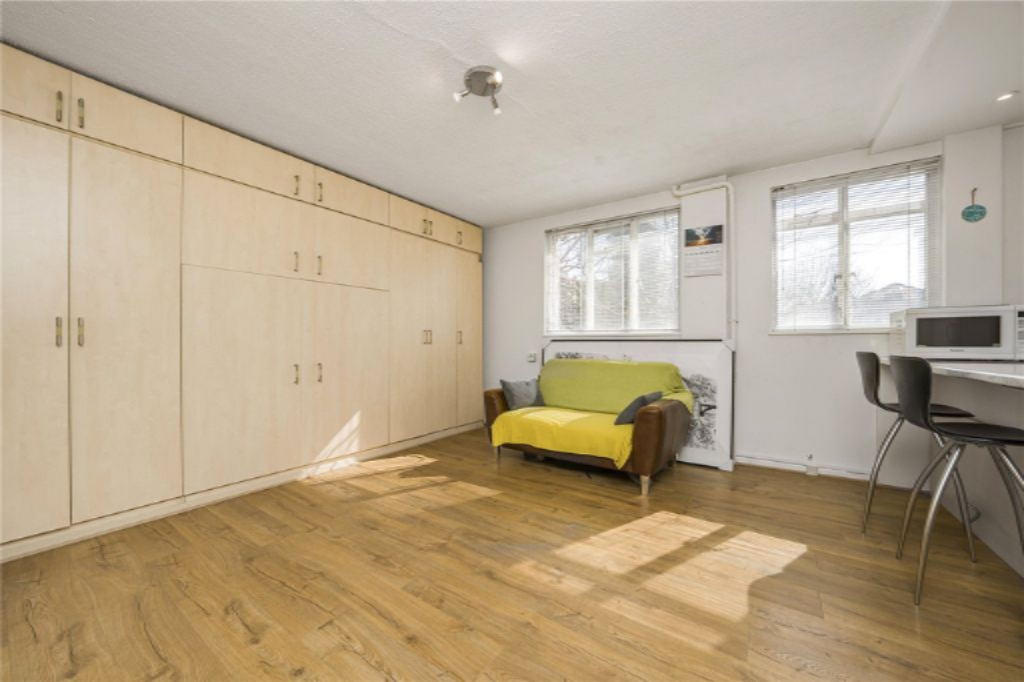 Flat in London, United Kingdom, 27 m² - picture 8