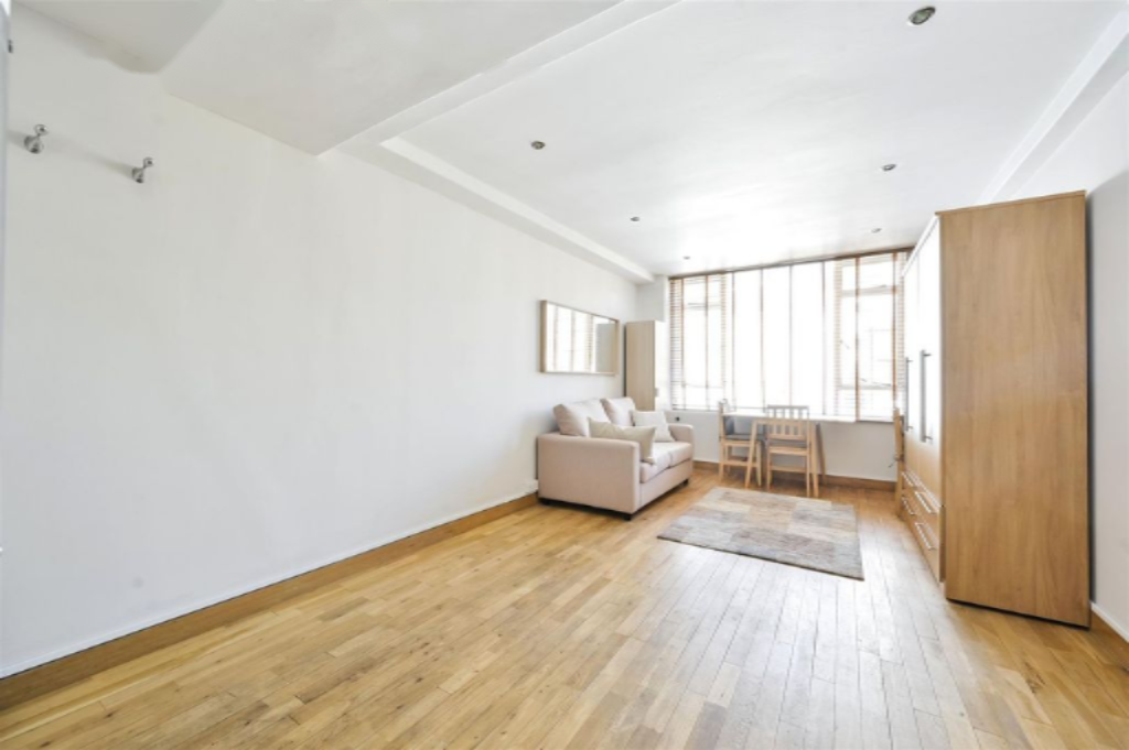 Flat in London, United Kingdom, 26 m² - picture 8