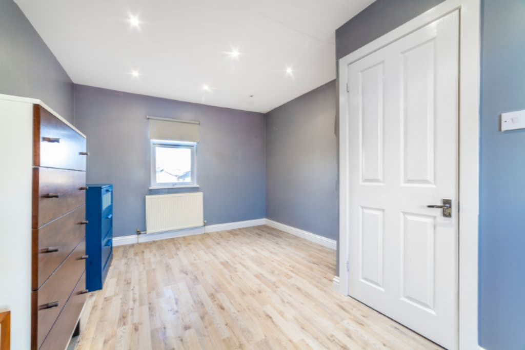 Flat in London, United Kingdom, 42 m² - picture 8