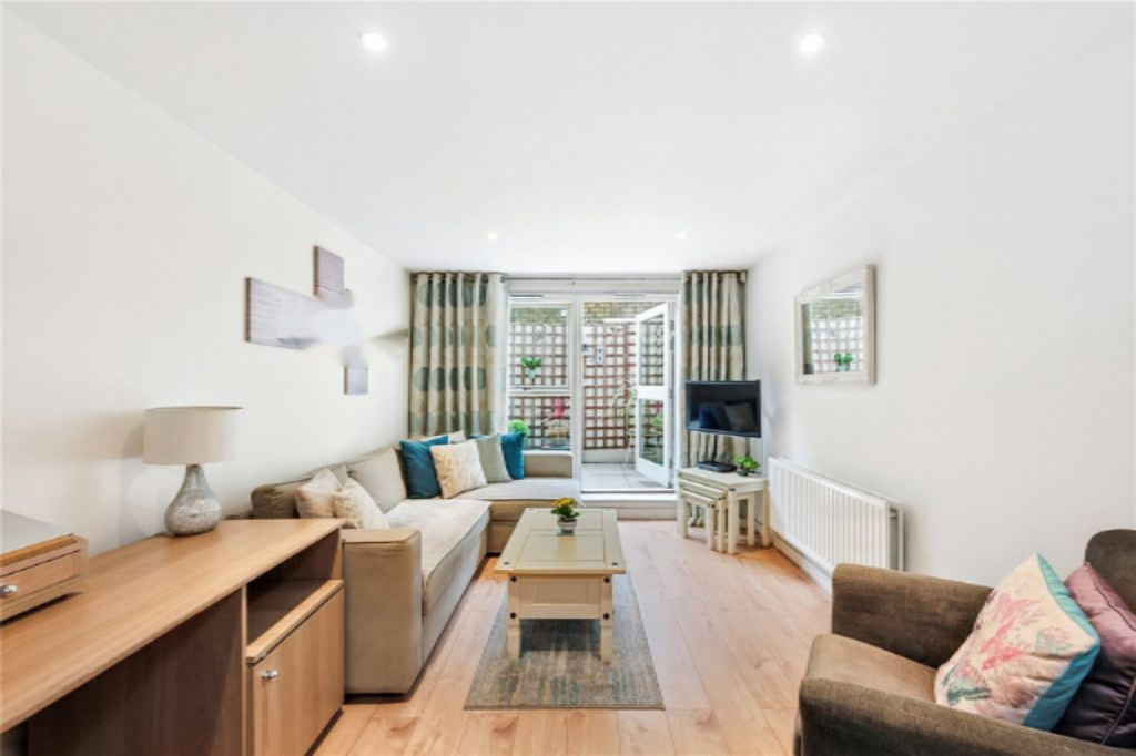 Flat in London, United Kingdom, 47 m² - picture 8