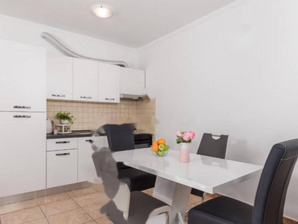 Flat in Opatija, Croatia, 54 m² - picture 8