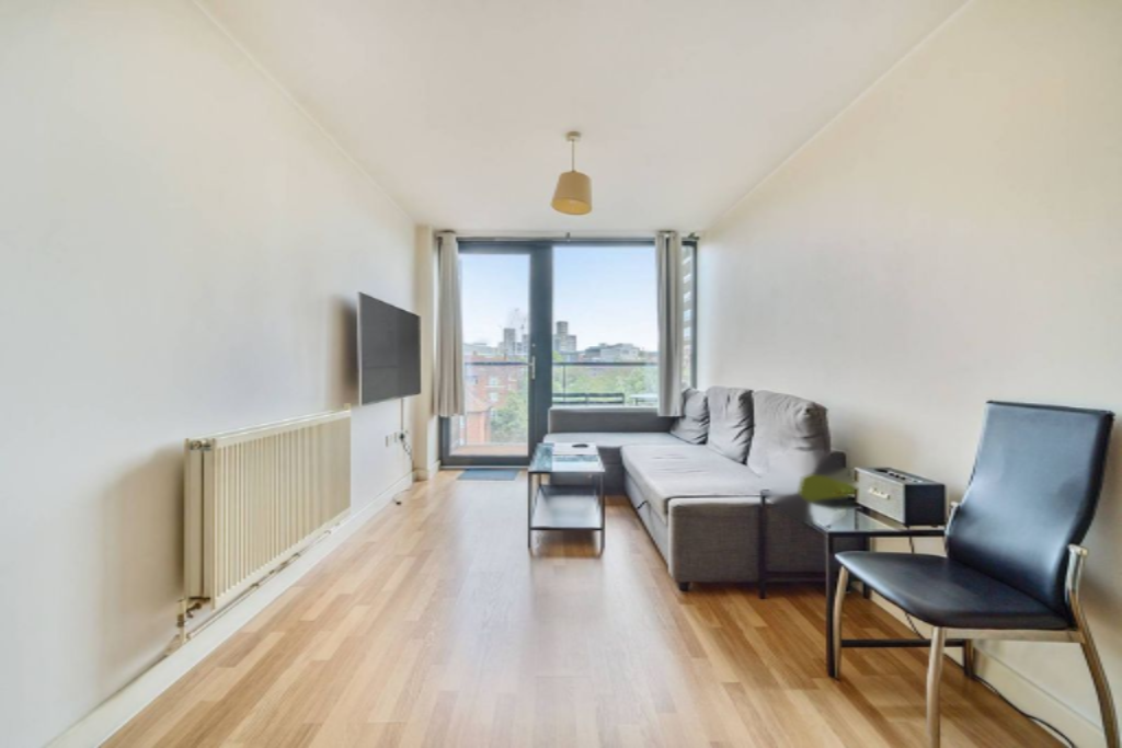 Flat in London, United Kingdom, 55 m² - picture 8