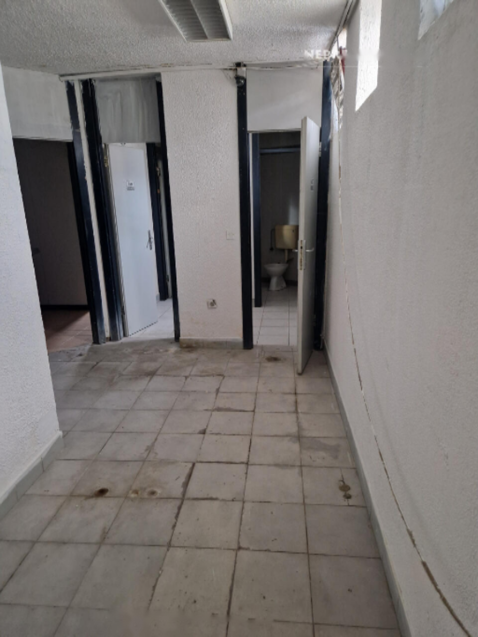 Oficina en Liubliana, Eslovenia, 250 m² - imagen 8