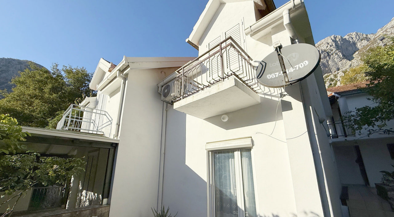 House in Orahovac, Montenegro, 115 m² - picture 1