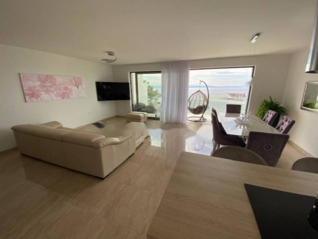 Casa en Opatija, Croacia, 250 m² - imagen 8