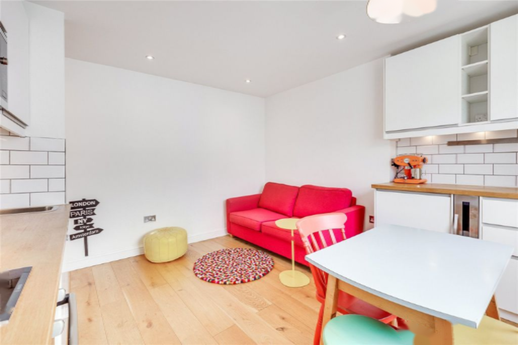 Flat in London, United Kingdom, 23 m² - picture 8