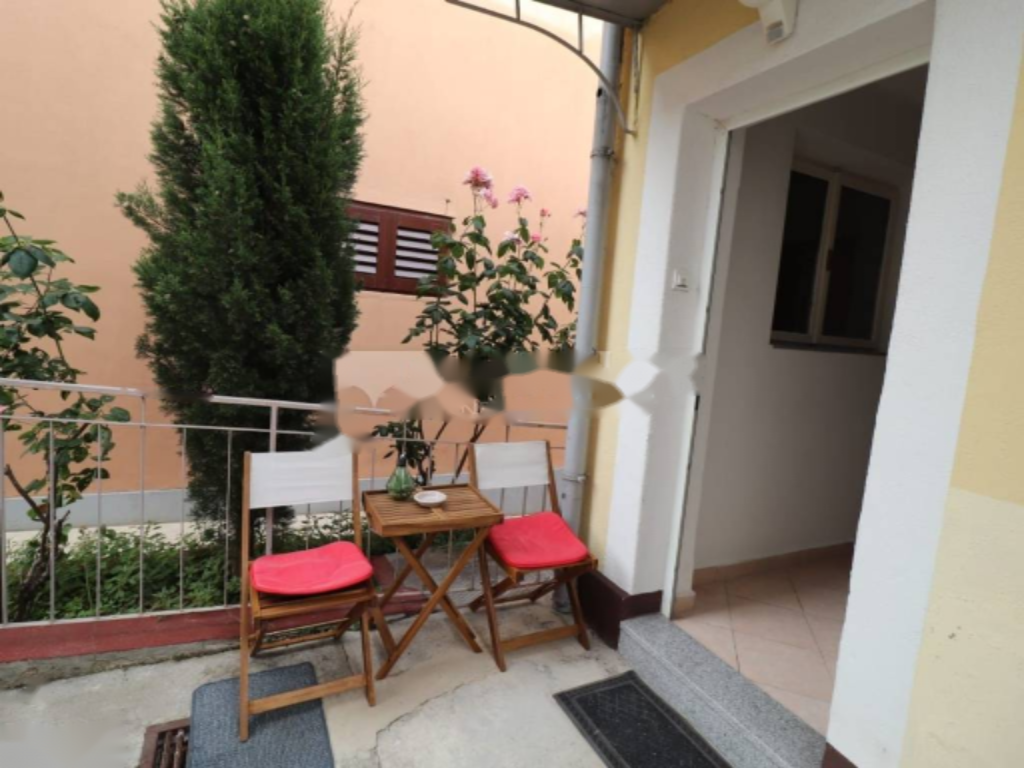 Flat in Opatija, Croatia, 43 m² - picture 8