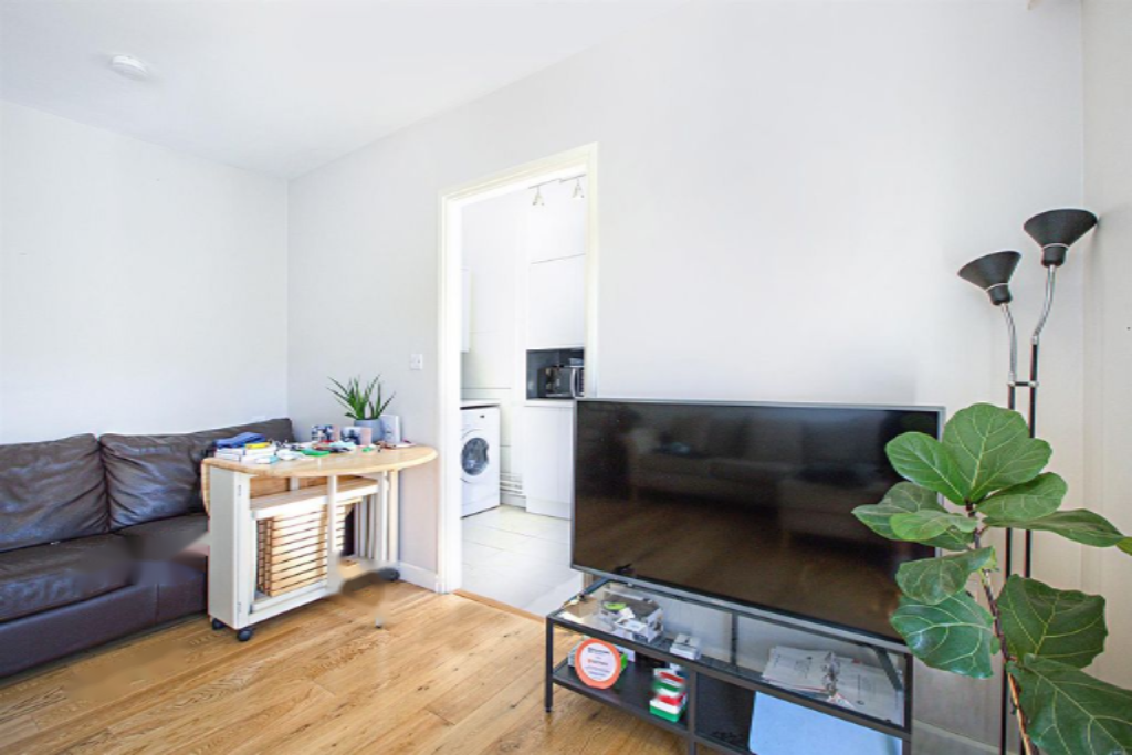 Flat in London, United Kingdom, 50 m² - picture 9