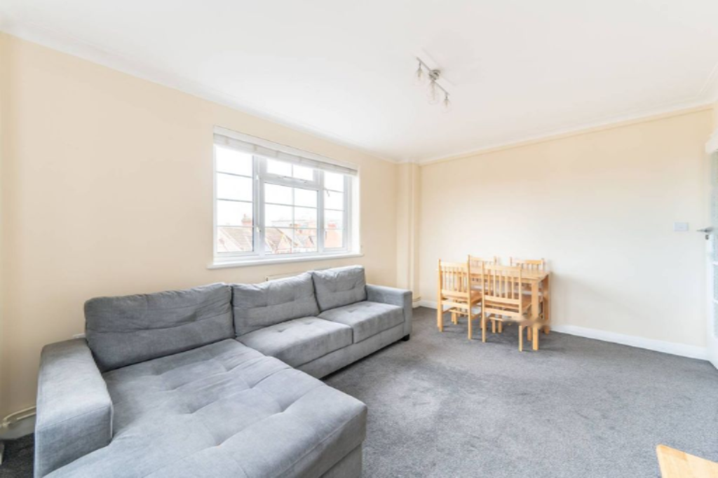 Flat in London, United Kingdom, 58 m² - picture 9