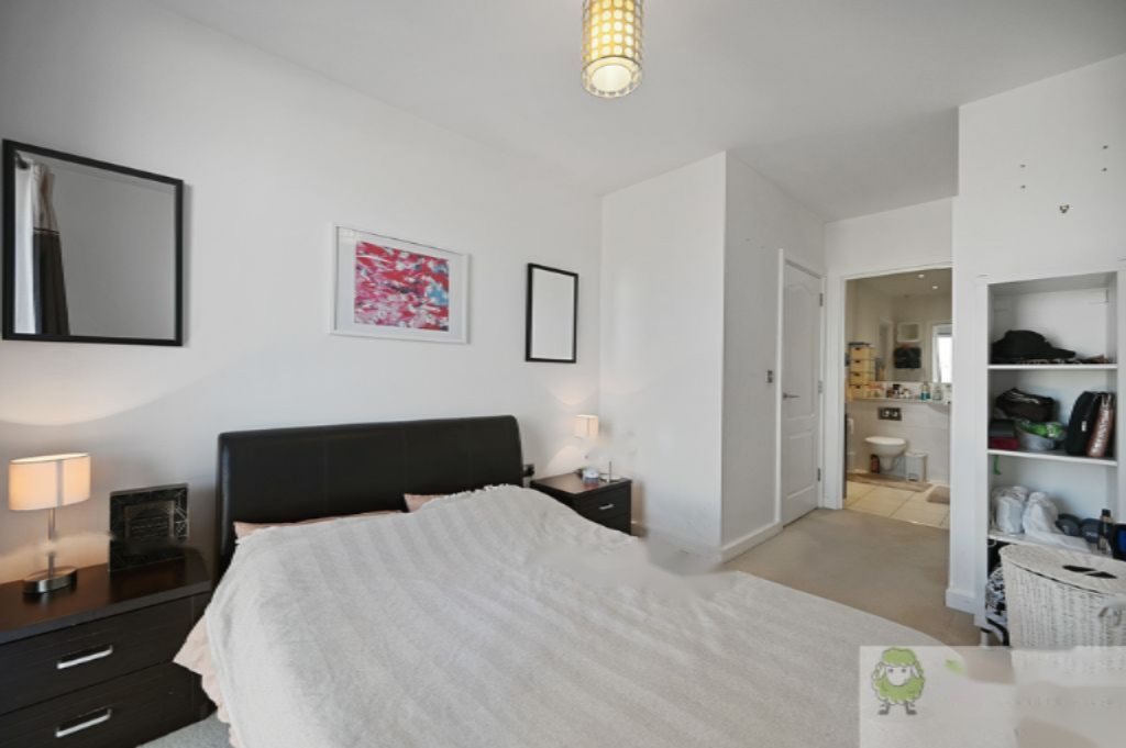 Flat in London, United Kingdom, 48 m² - picture 9