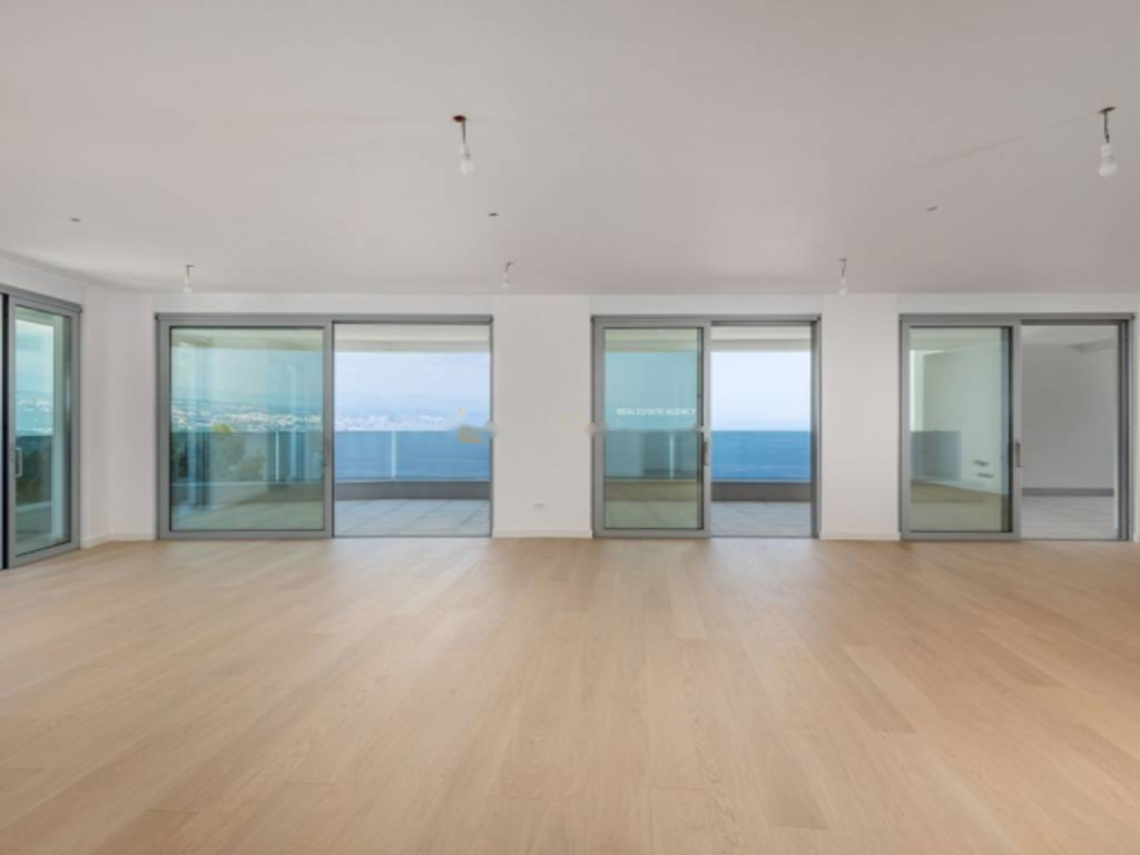 Flat in Opatija, Croatia, 545 m² - picture 9