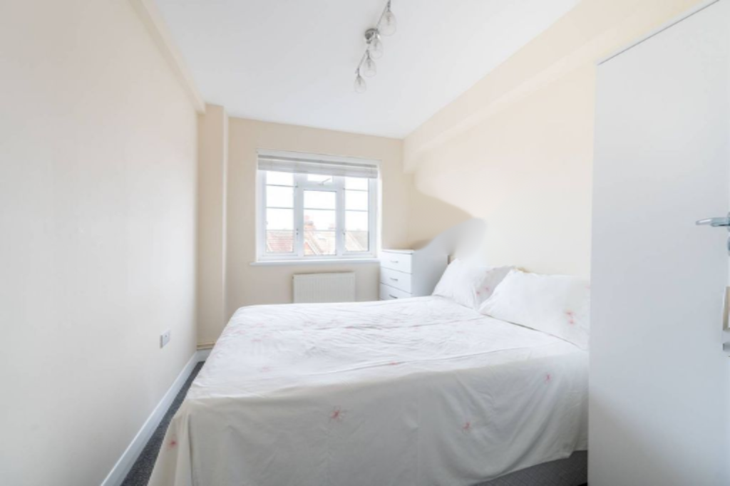 Flat in London, United Kingdom, 58 m² - picture 10