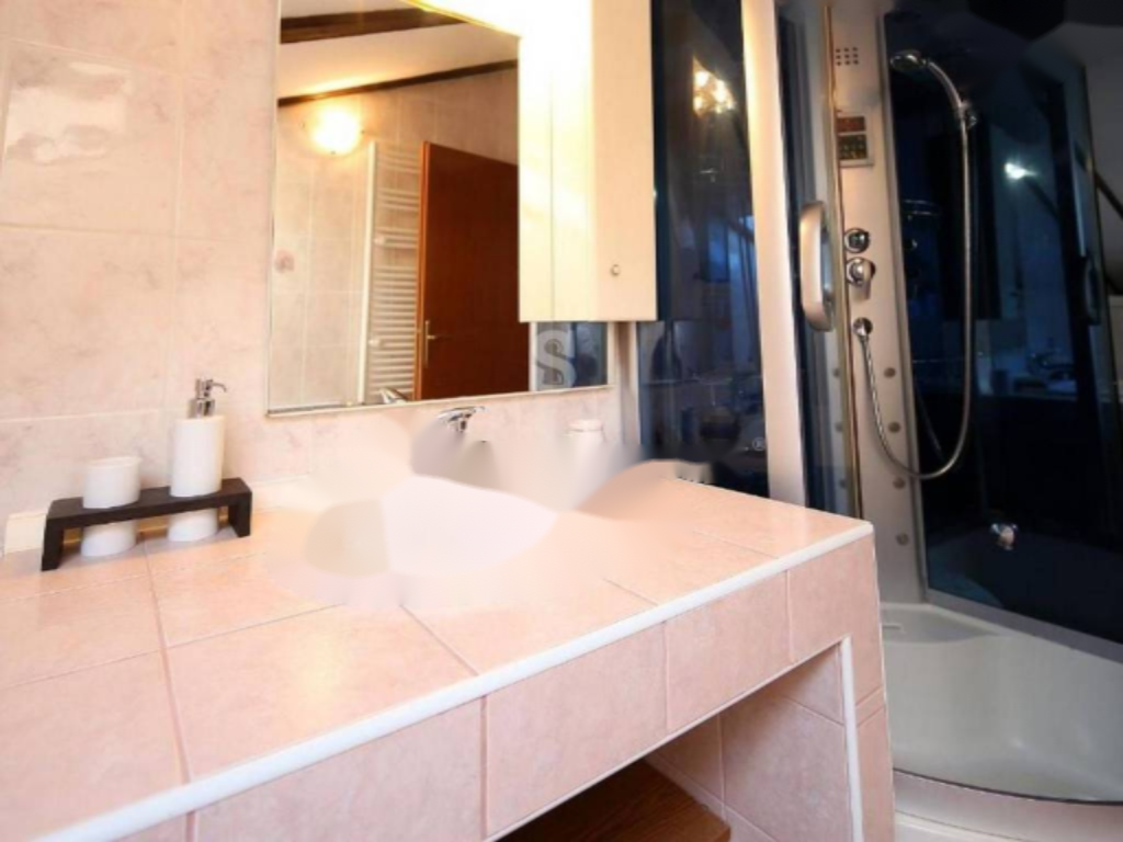 Flat in Opatija, Croatia, 290 m² - picture 10