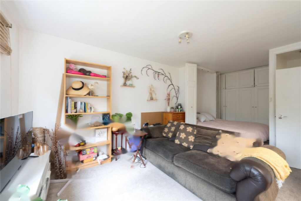 Flat in London, United Kingdom, 29 m² - picture 10