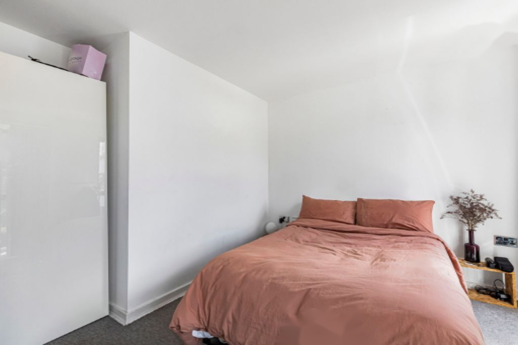 Flat in London, United Kingdom, 51 m² - picture 10