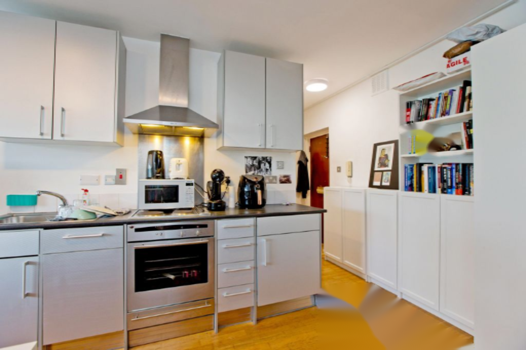 Flat in London, United Kingdom, 34 m² - picture 10