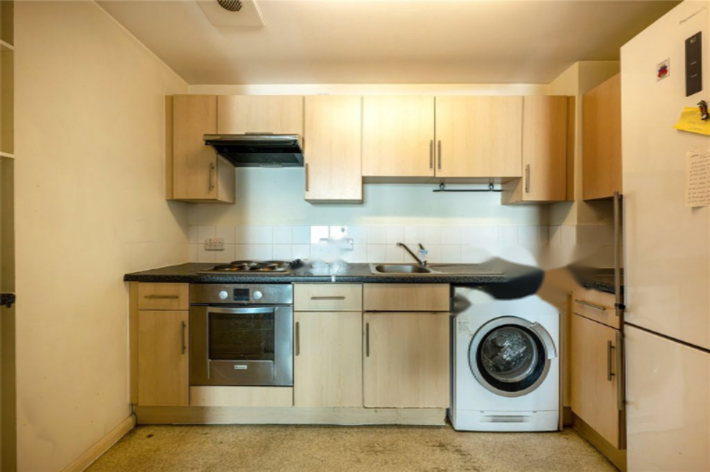 Flat in London, United Kingdom, 53 m² - picture 10